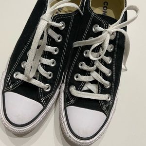 Black Converse